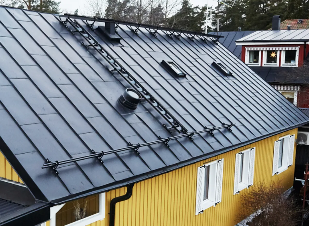 Takunderhåll reparation